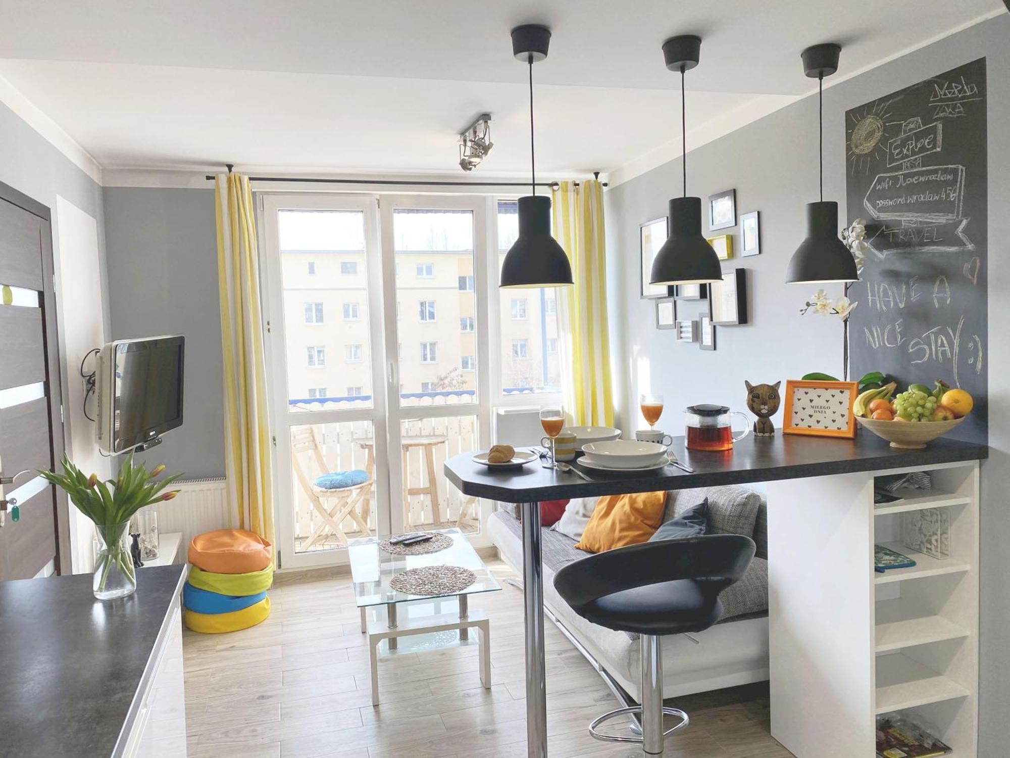 3Rooms-Balcony-Pkp - Deerrest Apart Wroclaw Dış mekan fotoğraf